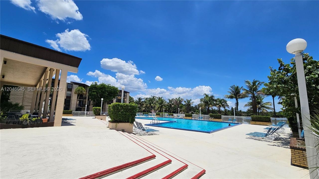 14311 N Kendall Dr , Unit 407A, Miami, FL 33186 Photo