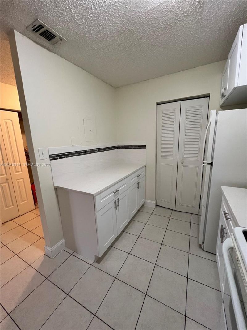 11277 W Atlantic Blvd , Unit 302, Coral Springs, FL 33071 Photo