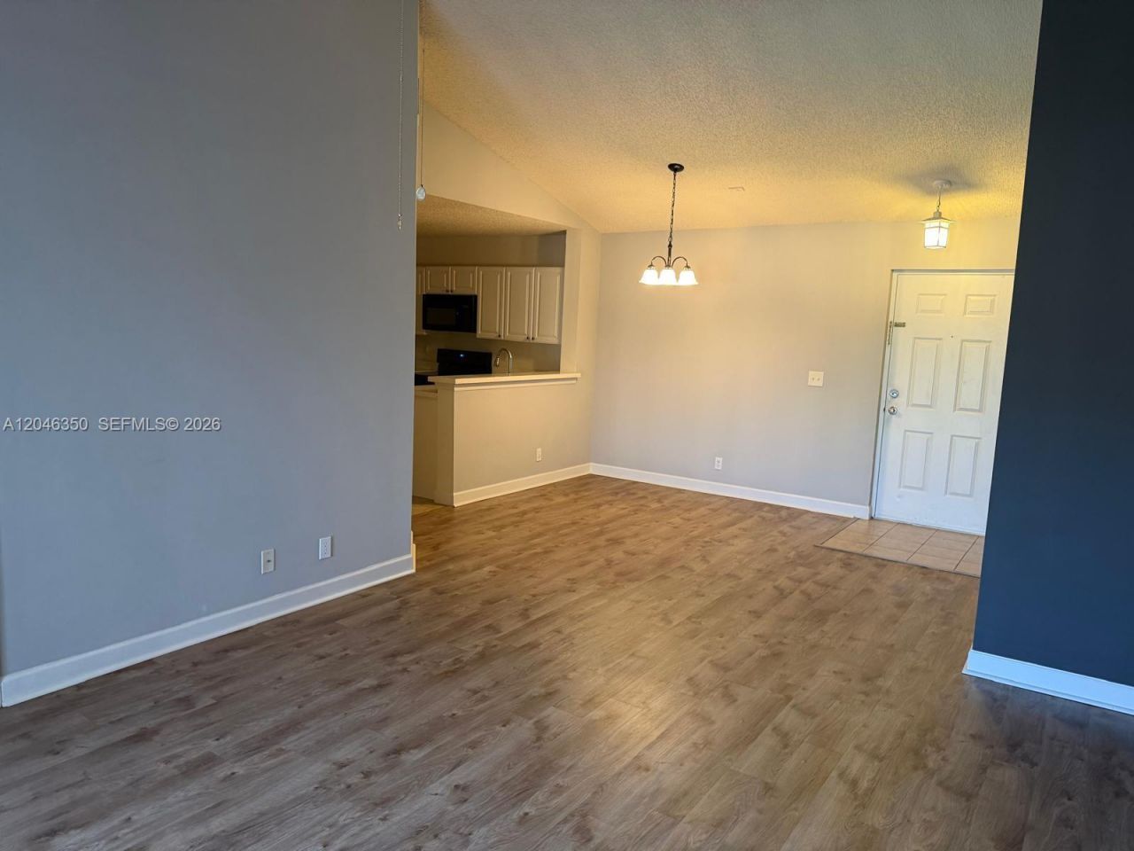 5761 Riverside Dr , Unit 304B4, Coral Springs, FL 33067 Photo