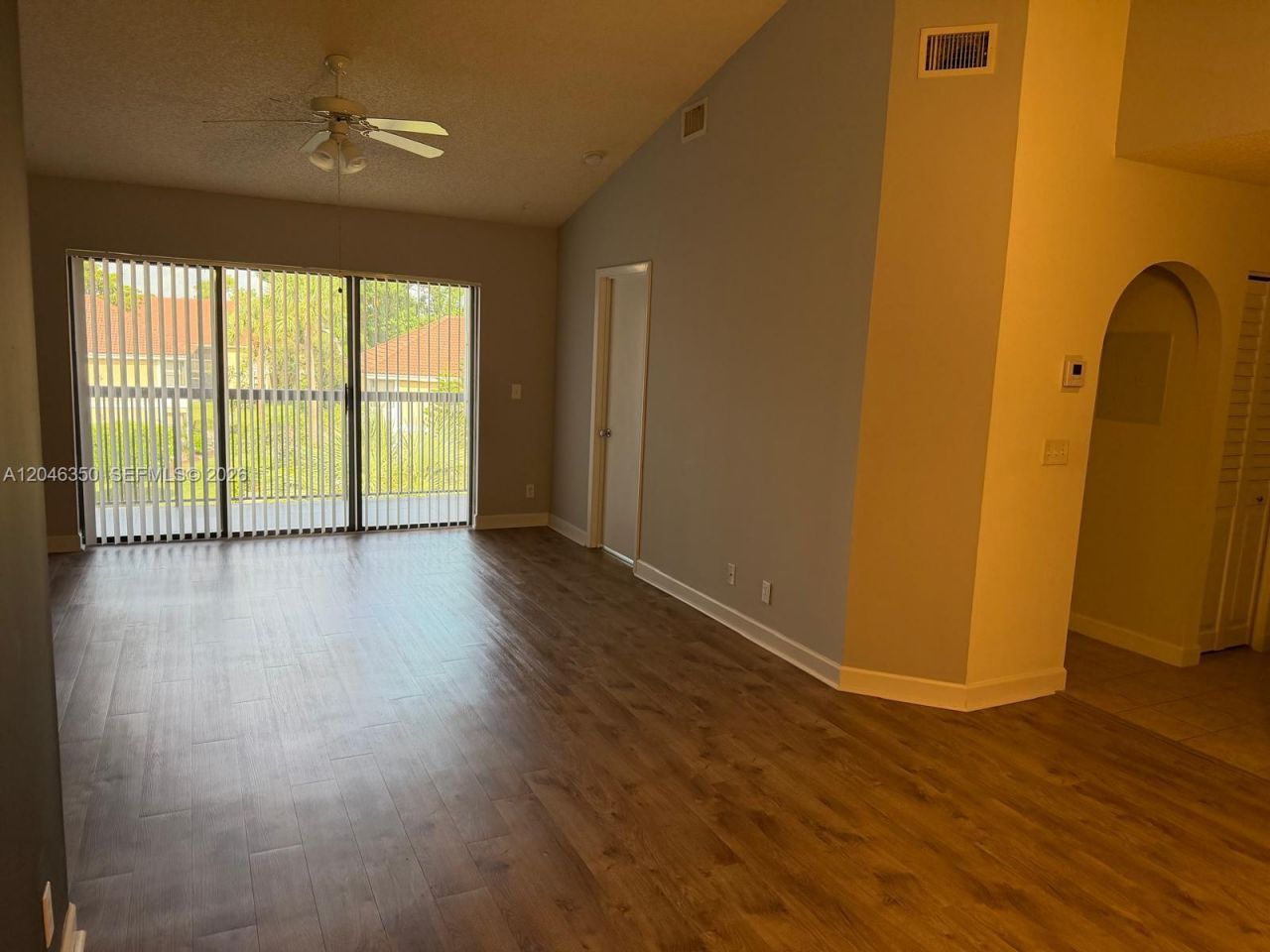 5761 Riverside Dr , Unit 304B4, Coral Springs, FL 33067 Photo