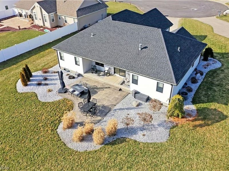4885 Treeline Trail, New Middletown, OH 44442 Photo 3