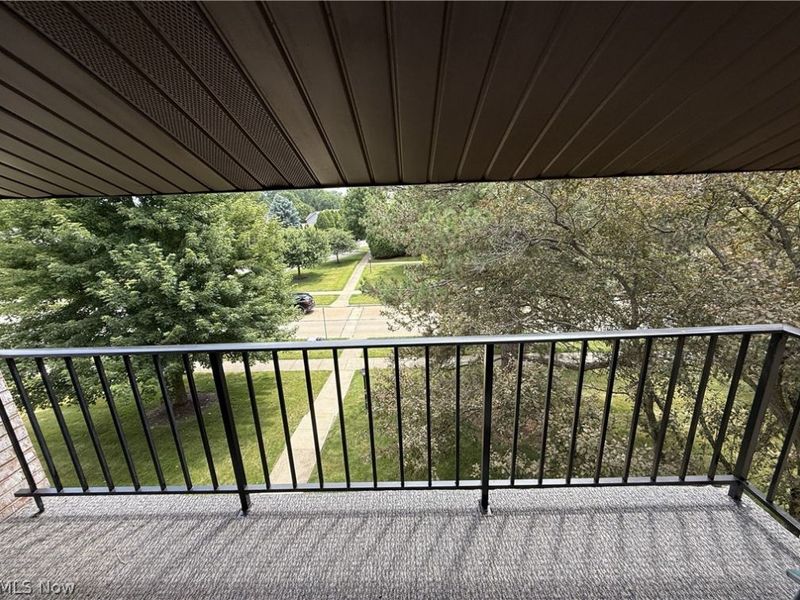 16370 Heather Lane, Unit 303, Middleburg Heights, OH 44130 Photo 16