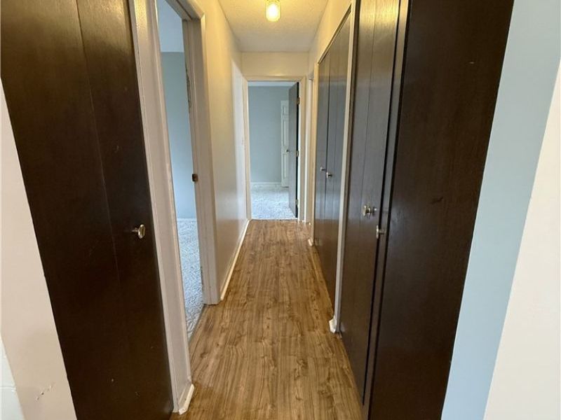 16370 Heather Lane, Unit 303, Middleburg Heights, OH 44130 Photo 8
