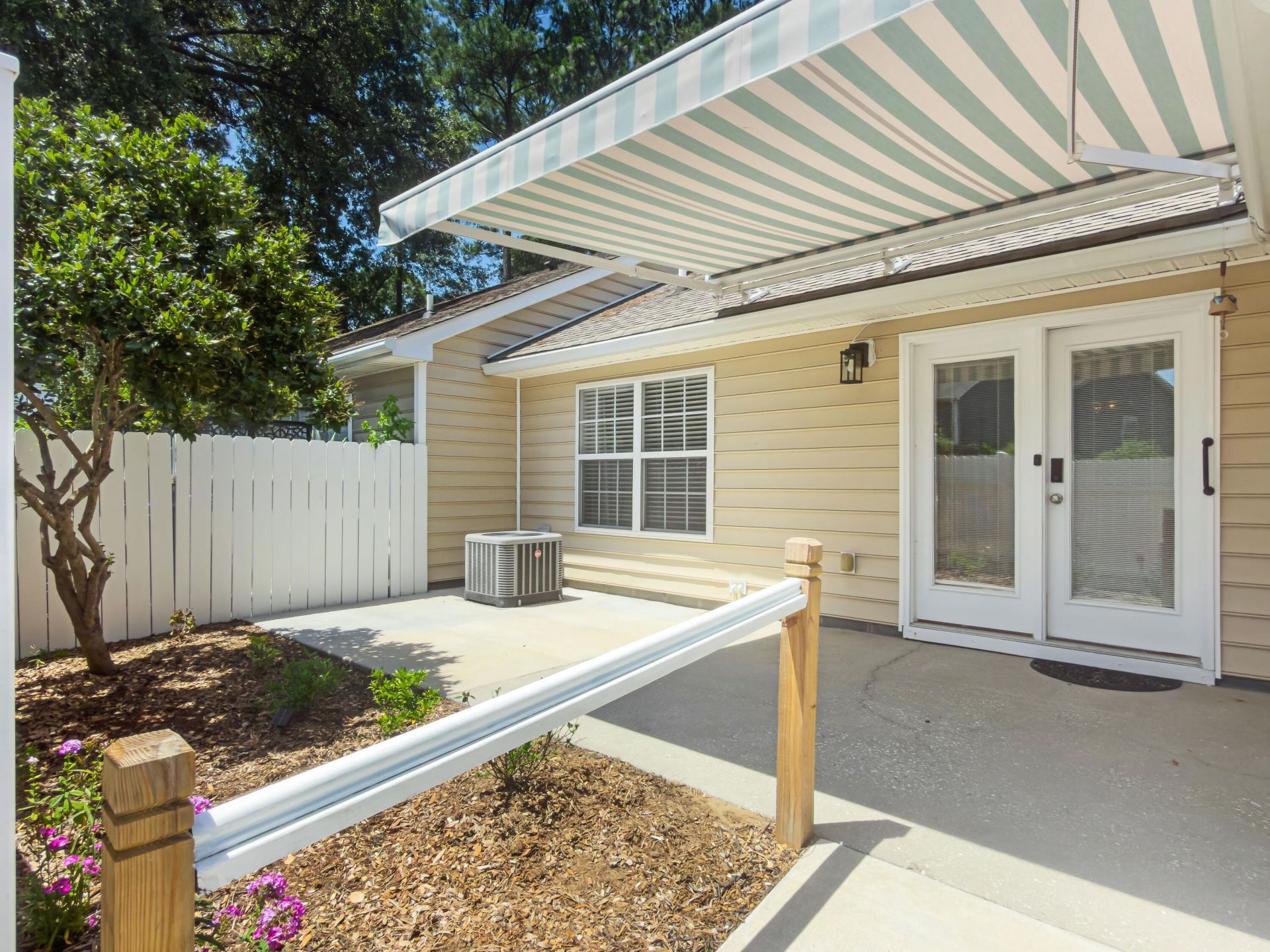 3271 Walter Drive Photo 6