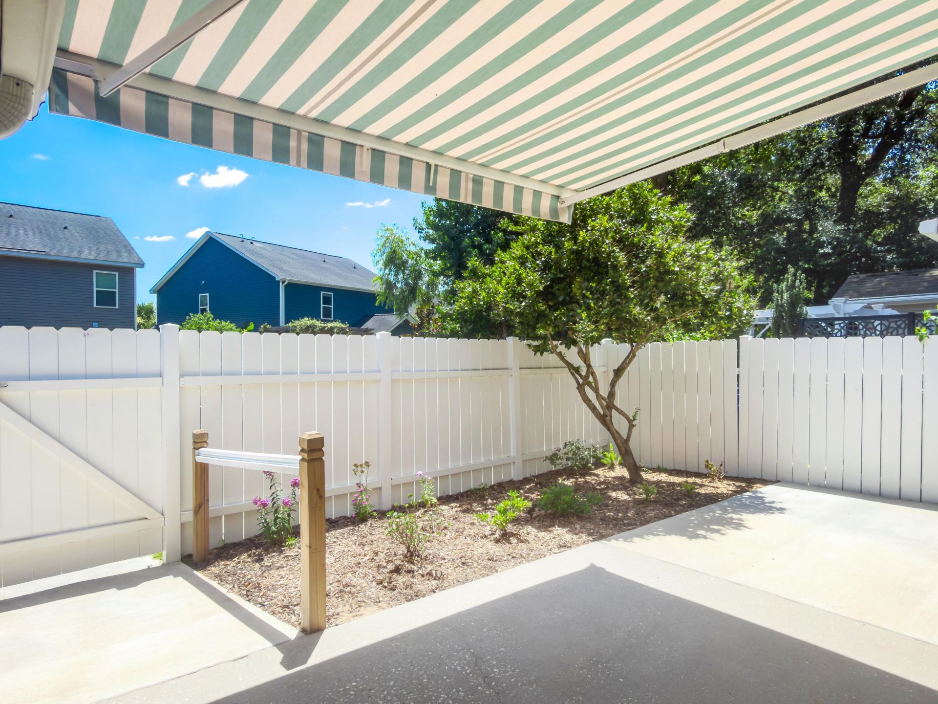 3271 Walter Drive Photo 7