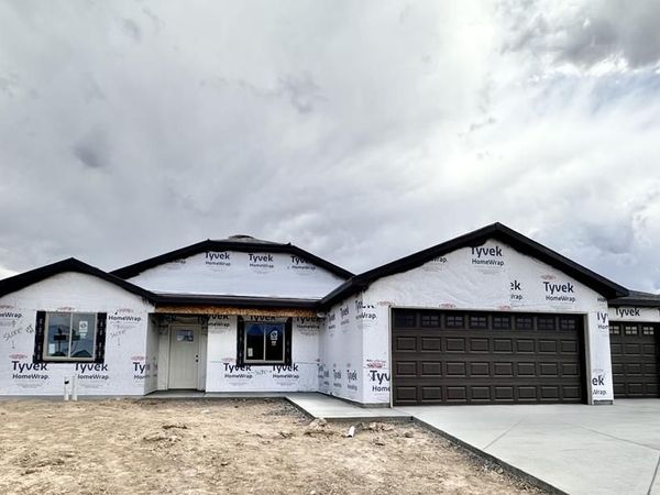 5401 Darter Ct, Pueblo, CO 81008