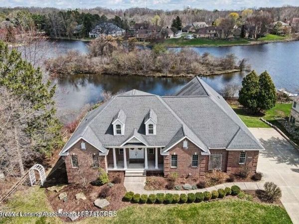 6330 Island Lake Drive, East Lansing, MI 48823
