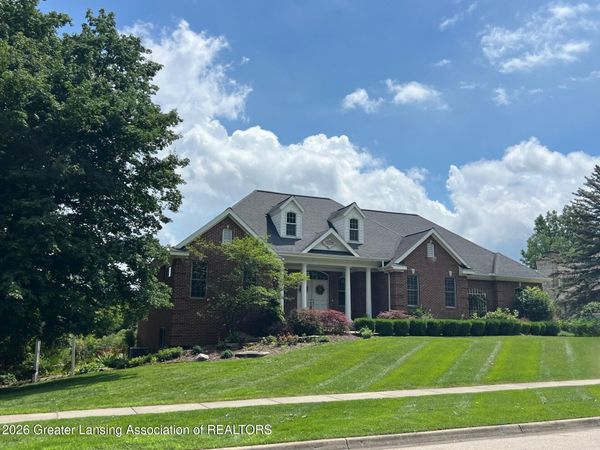 6330 Island Lake Drive, East Lansing, MI 48823