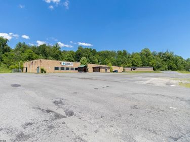 743 Thornton, Grafton, WV 26354