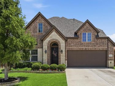 15444 Bluffdale Drive, Fort Worth, TX 76262
