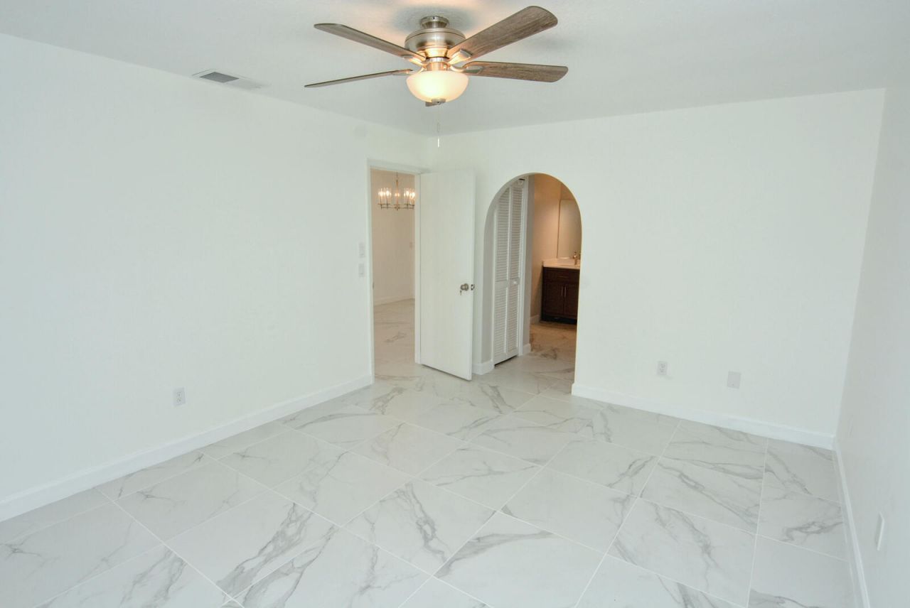 943 SE Browning Avenue, Port Saint Lucie, FL 34983 Photo