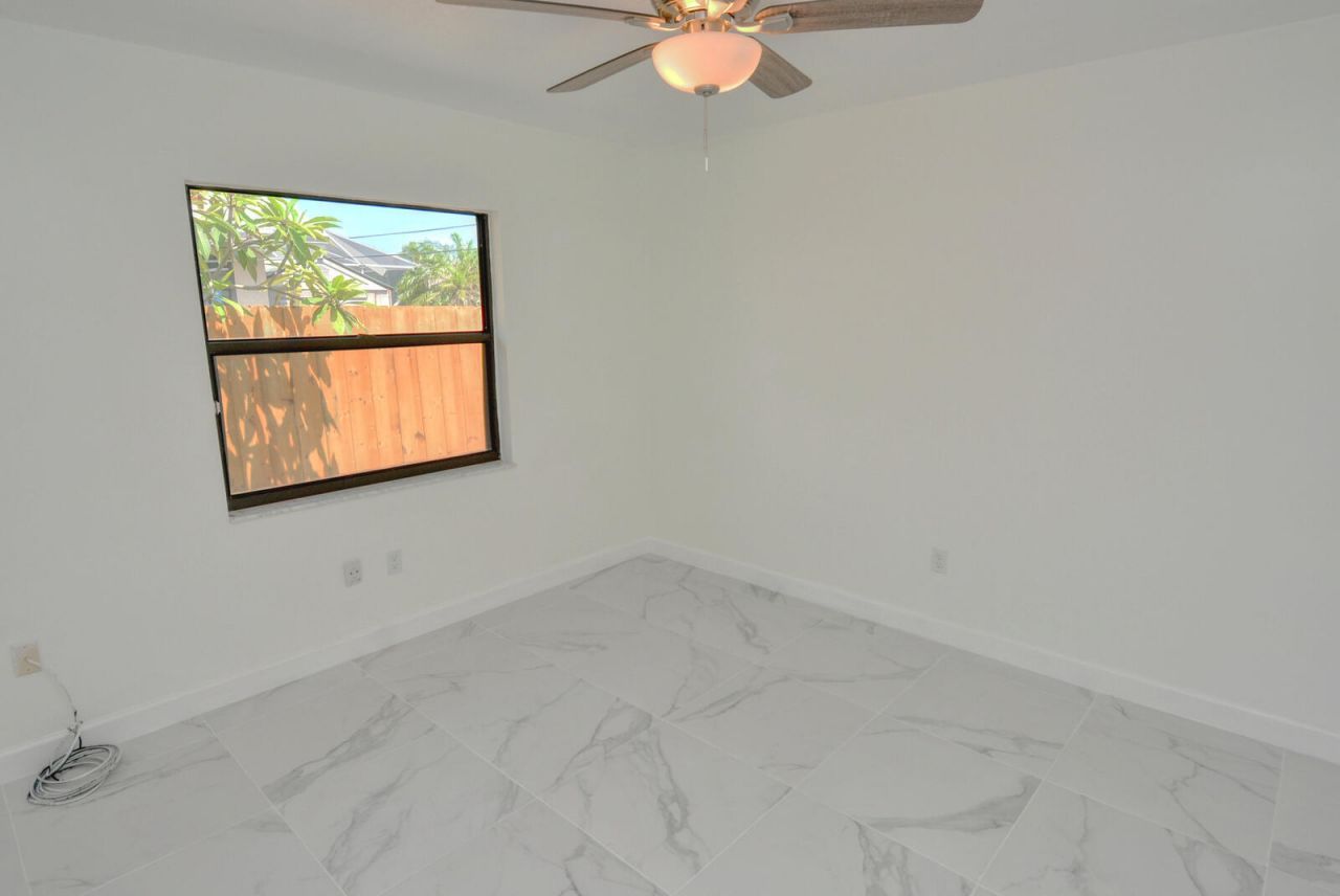943 SE Browning Avenue, Port Saint Lucie, FL 34983 Photo
