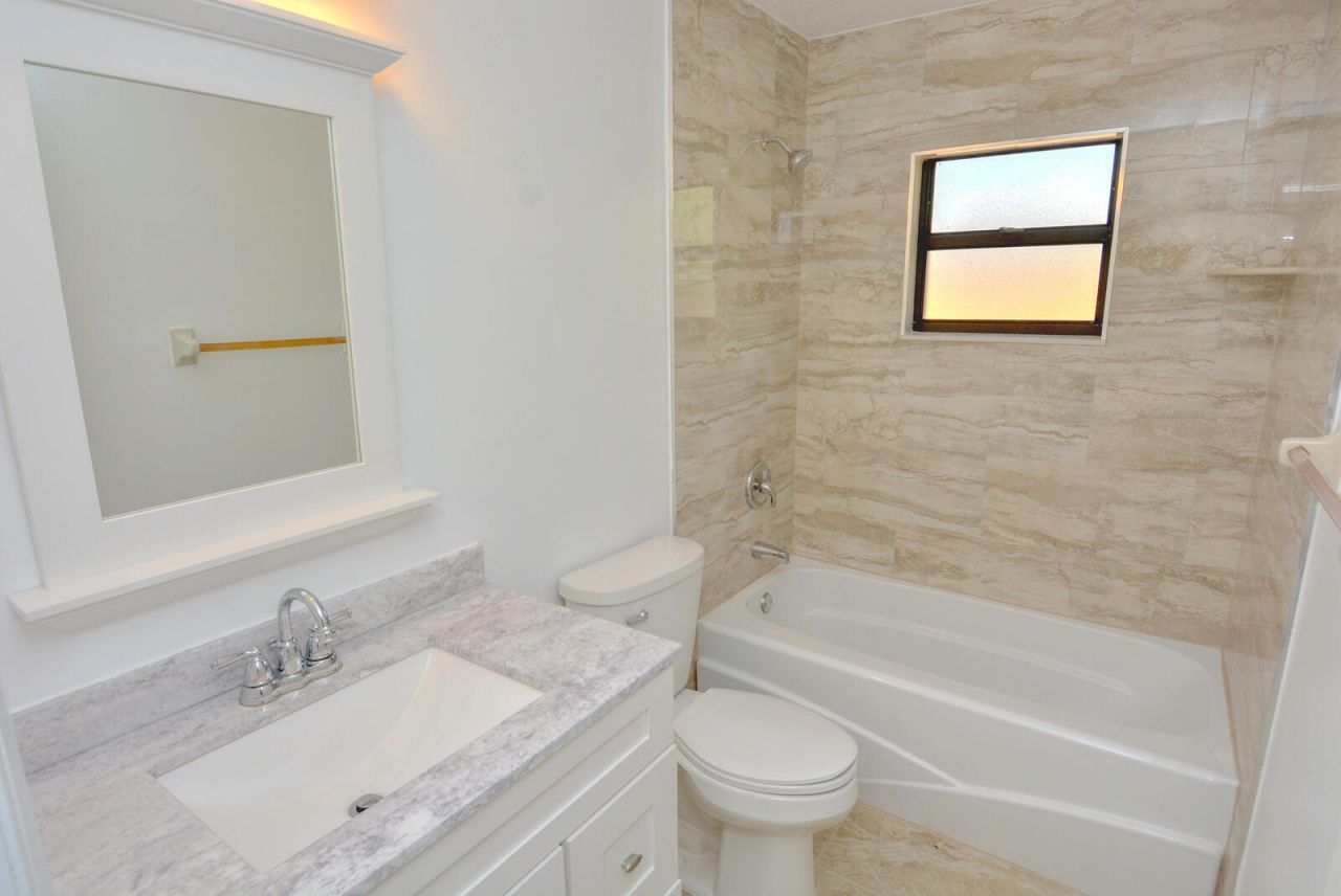 943 SE Browning Avenue, Port Saint Lucie, FL 34983 Photo