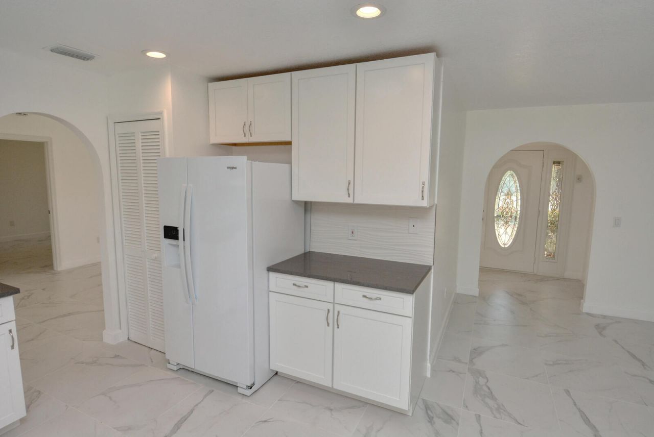 943 SE Browning Avenue, Port Saint Lucie, FL 34983 Photo
