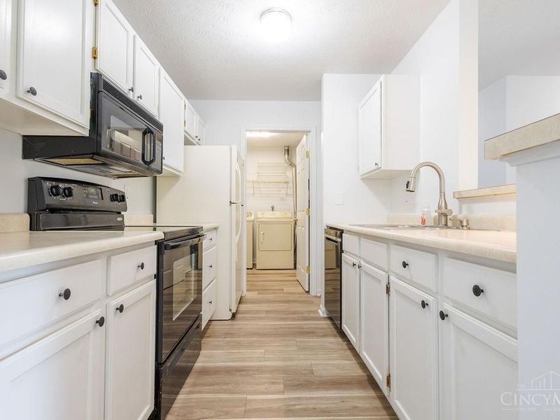 7680 Scioto Court, Unit 104, West Chester, OH 45069 Photo 6