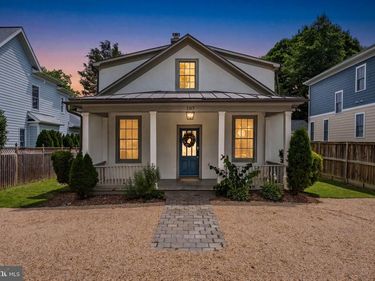 107 WALNUT, MIDDLEBURG, VA 20117