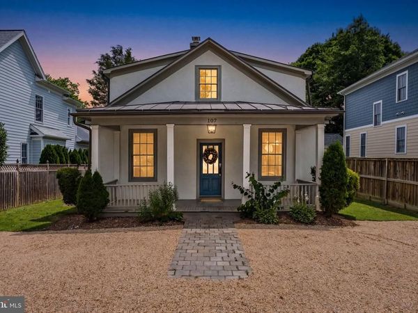 107 WALNUT, MIDDLEBURG, VA 20117