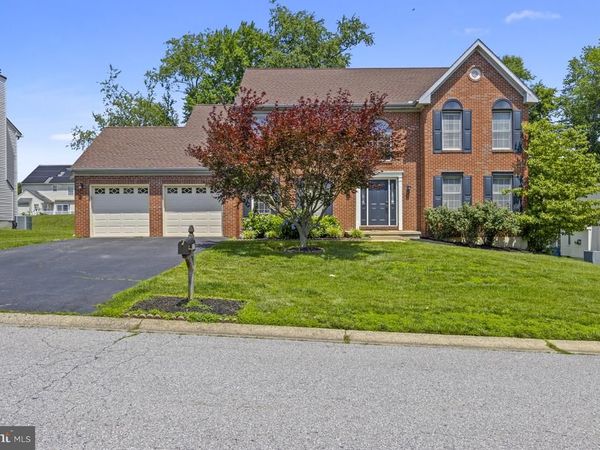307 BLUE JAY DRIVE, HOCKESSIN, DE 19707
