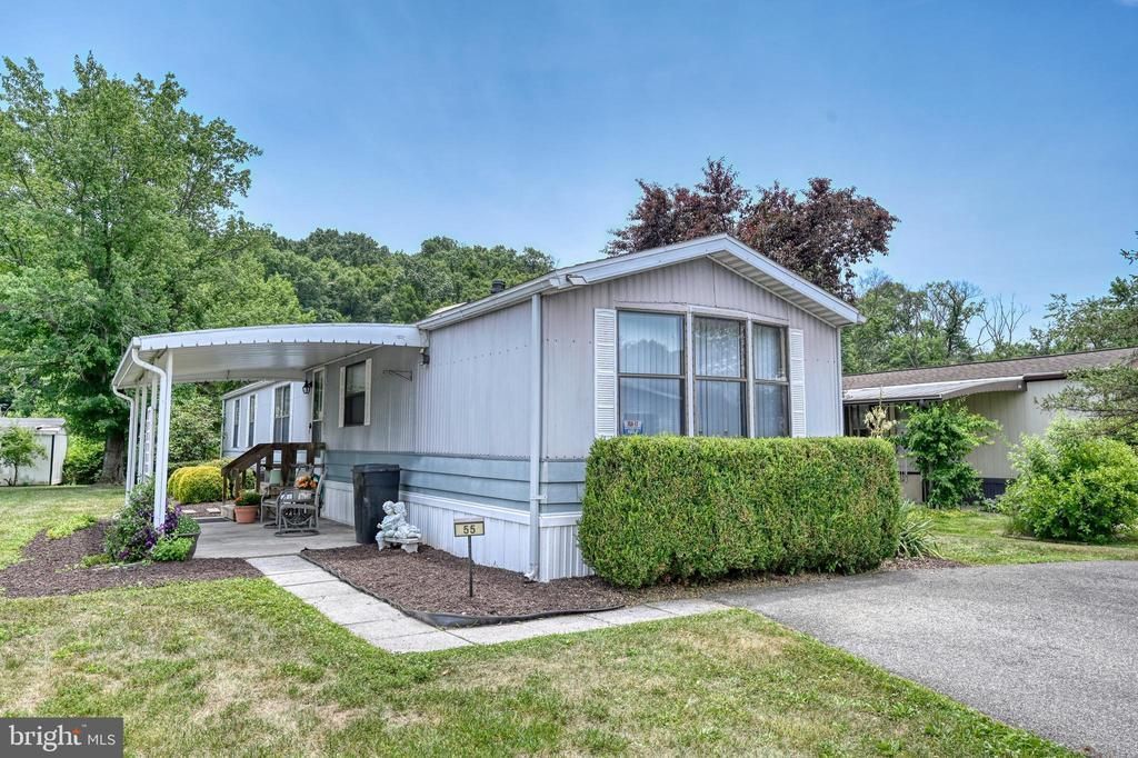 55 BLARNEY CIRCLE , MOHRSVILLE, PA 19541