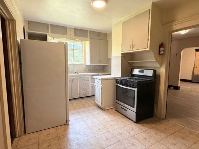 85 Shaefer Street, Akron, OH 44311 Photo 9