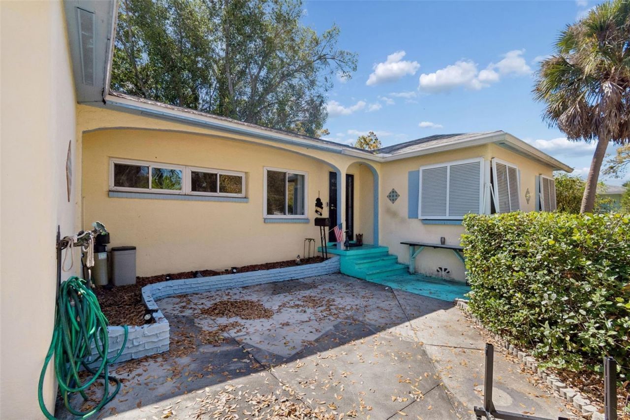 2120 Coronada Way S, Saint Petersburg, FL 33712 Photo