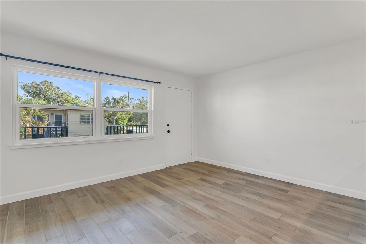 216 36th Avenue N, Unit 202B, Saint Petersburg, FL 33704 Photo