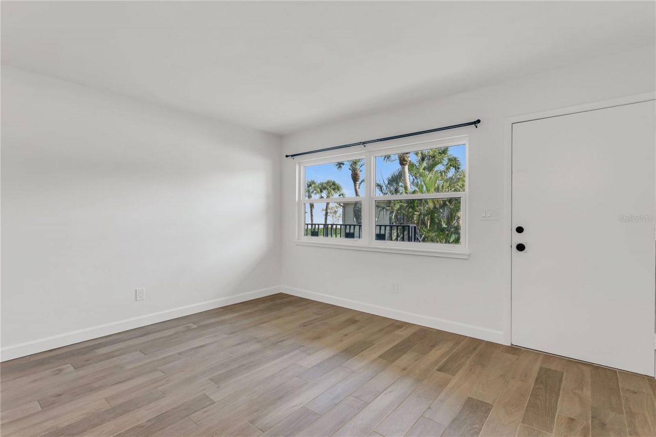 216 36th Avenue N, Unit 202B, Saint Petersburg, FL 33704 Photo