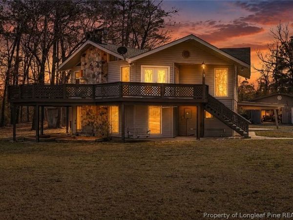 10765 Barker Ten Mile Road, St Pauls, NC 28384