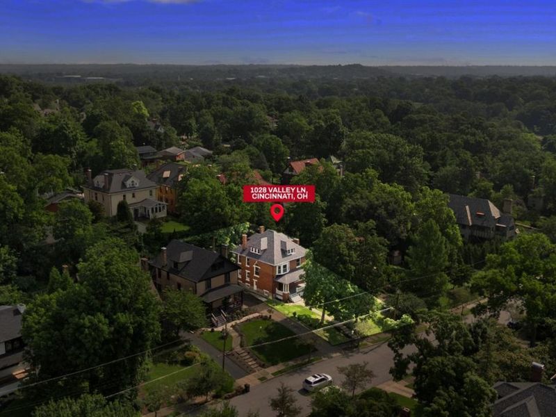 1028 Valley Lane, Cincinnati, OH 45229 Photo 40