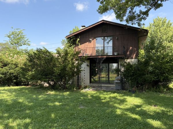 9206 35th Street W, Milan, IL 61264