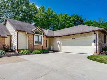 4890 Belden Park Drive NW, North Canton, OH 44720