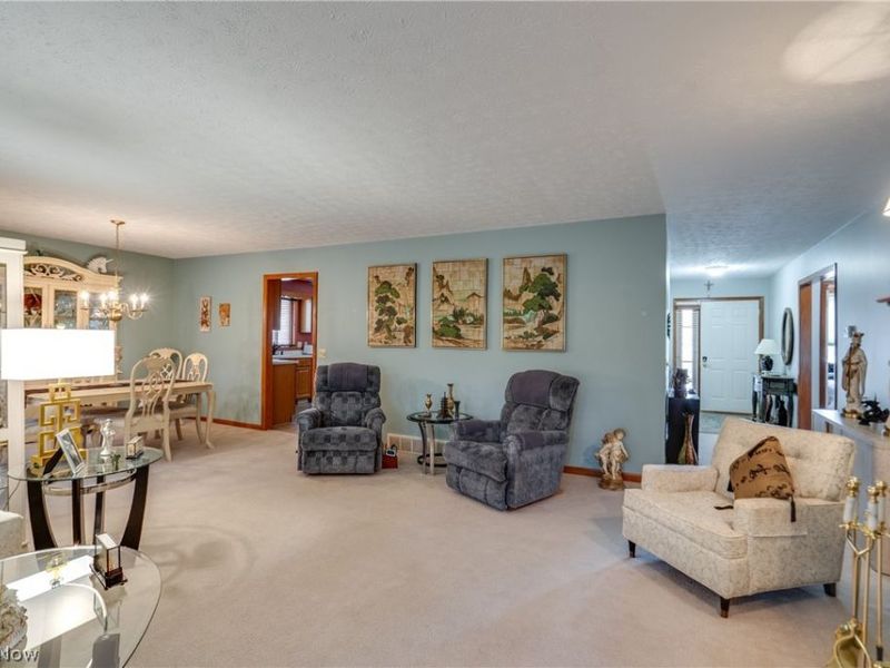 4890 Belden Park Drive NW, North Canton, OH 44720 Photo 9
