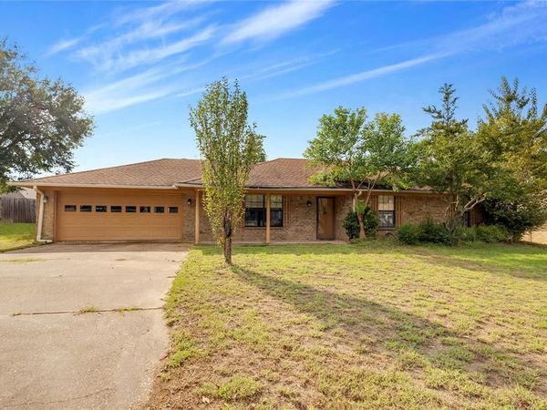 1609 Robin Street, Mineola, TX 75773