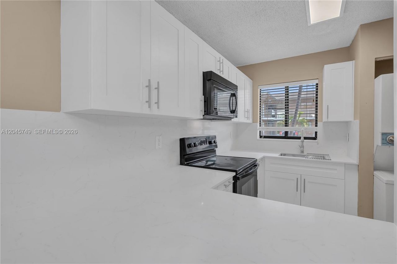 6041 W 24th Ave, Unit B-111, Hialeah, FL 33016 Photo