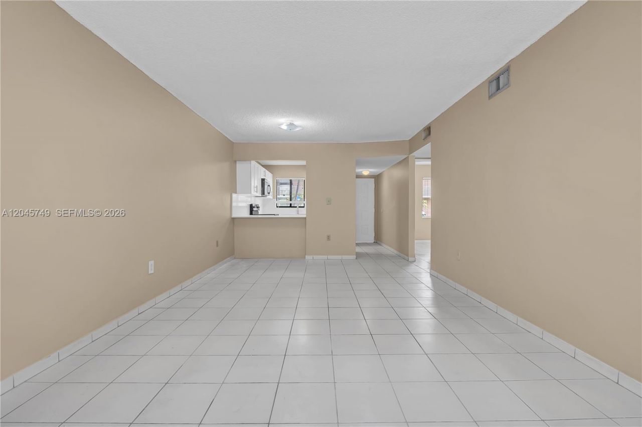 6041 W 24th Ave, Unit B-111, Hialeah, FL 33016 Photo