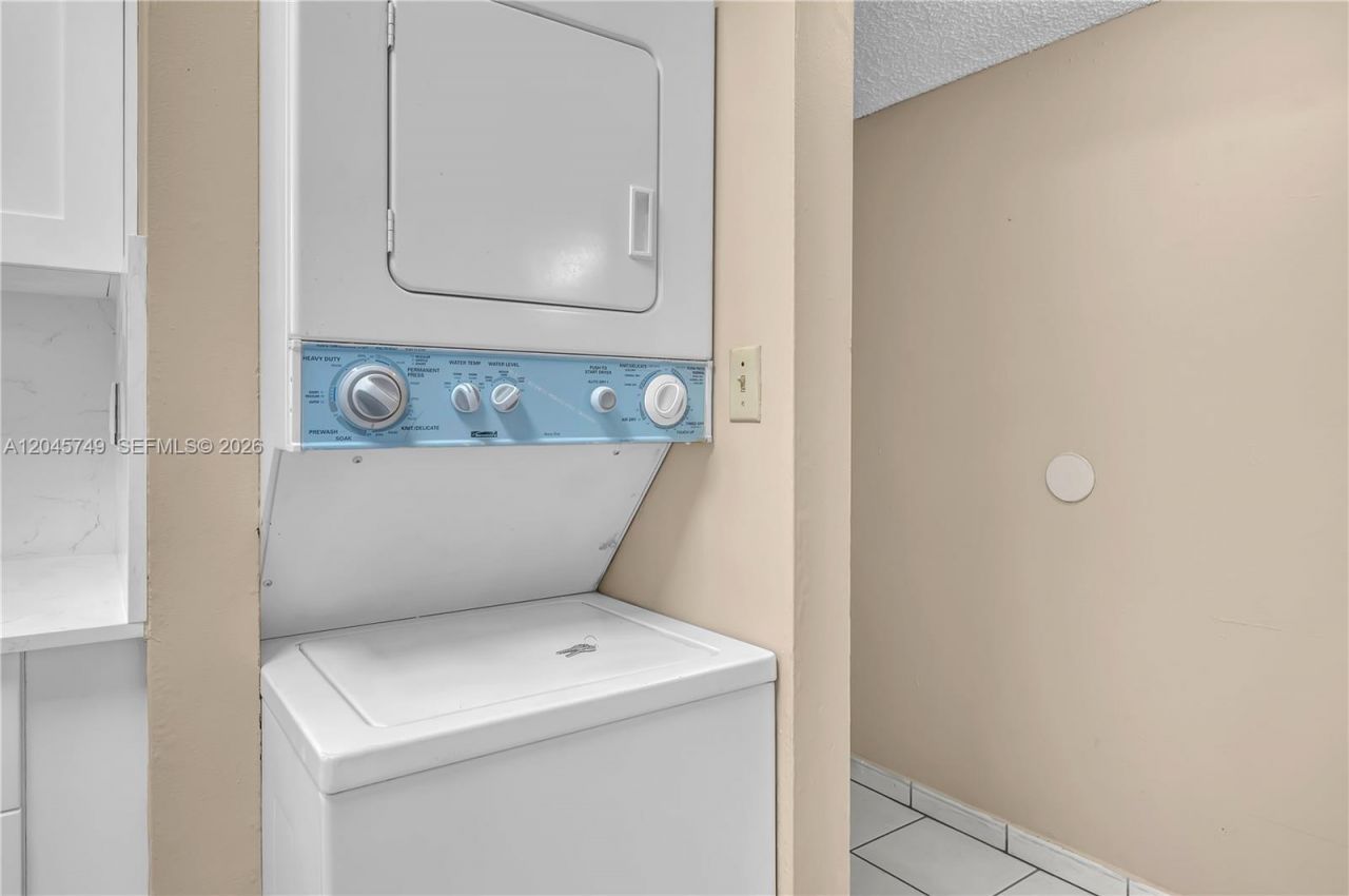 6041 W 24th Ave, Unit B-111, Hialeah, FL 33016 Photo