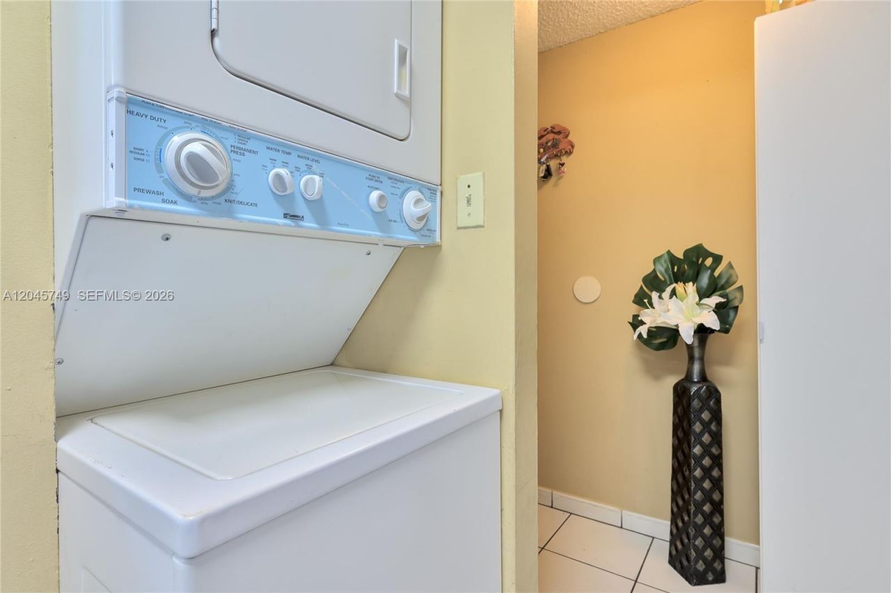 6041 W 24th Ave , Unit B-111, Hialeah, FL 33016 Photo