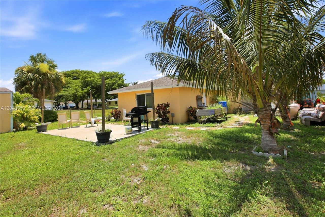 1476 N Mangonia Dr , West Palm Beach, FL 33401 Photo