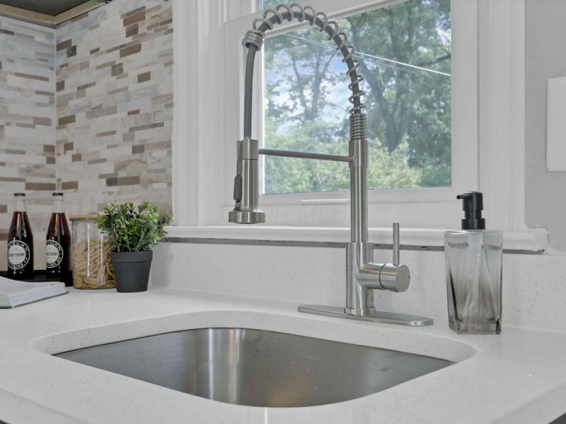 2223 Delavan Drive, Columbus, OH 43219 Photo 20