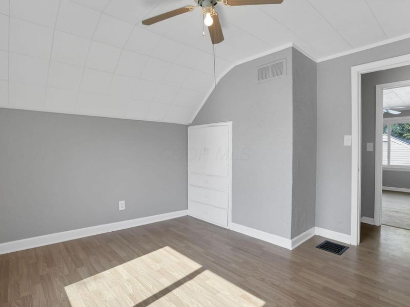 2223 Delavan Drive, Columbus, OH 43219 Photo 27