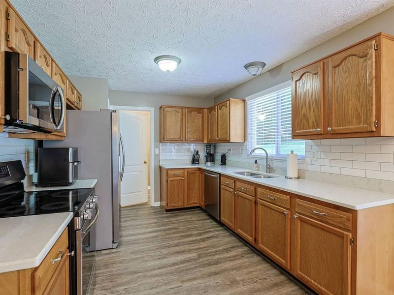 10420 Blacksmith Place, Florence, KY 41042 Photo 10