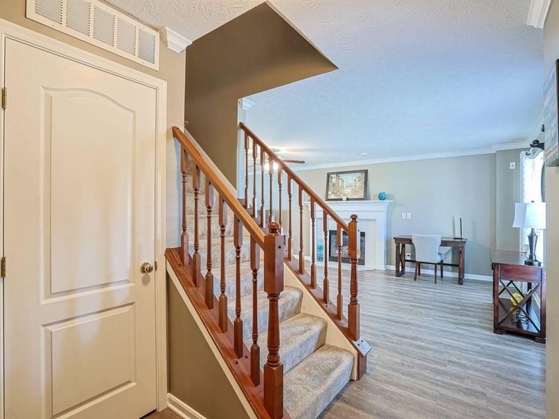 10420 Blacksmith Place, Florence, KY 41042 Photo 5