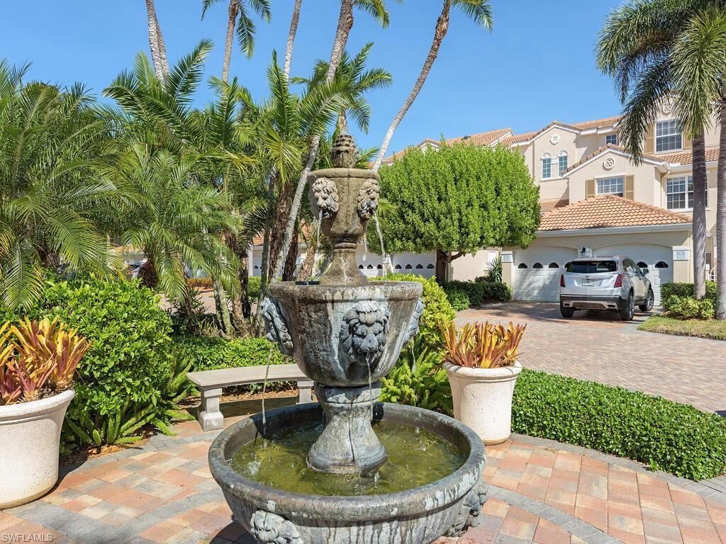 8405 Excalibur Cir, Unit D9, Naples, FL 34108 Photo