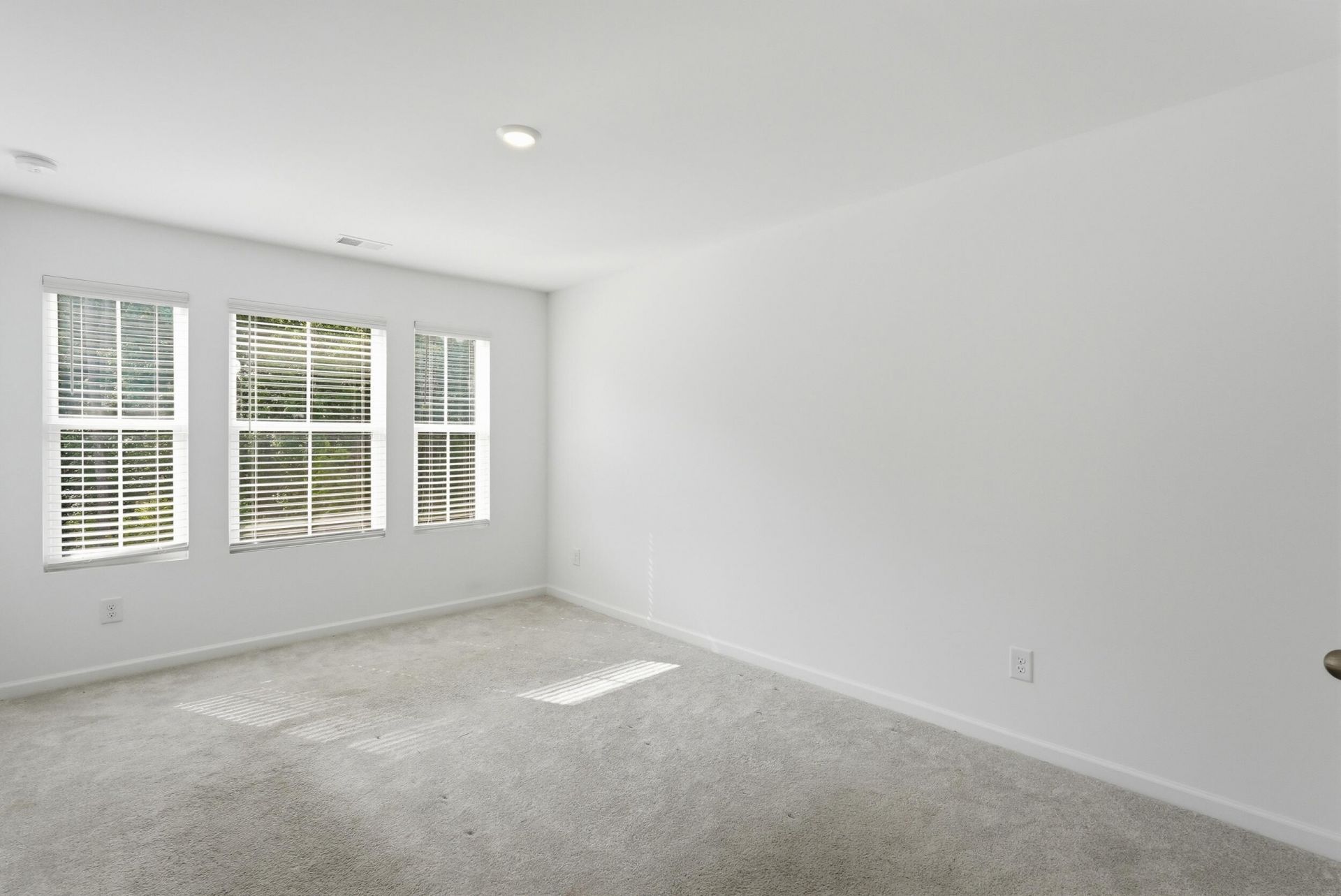 4005 E Associate Drive Photo 14