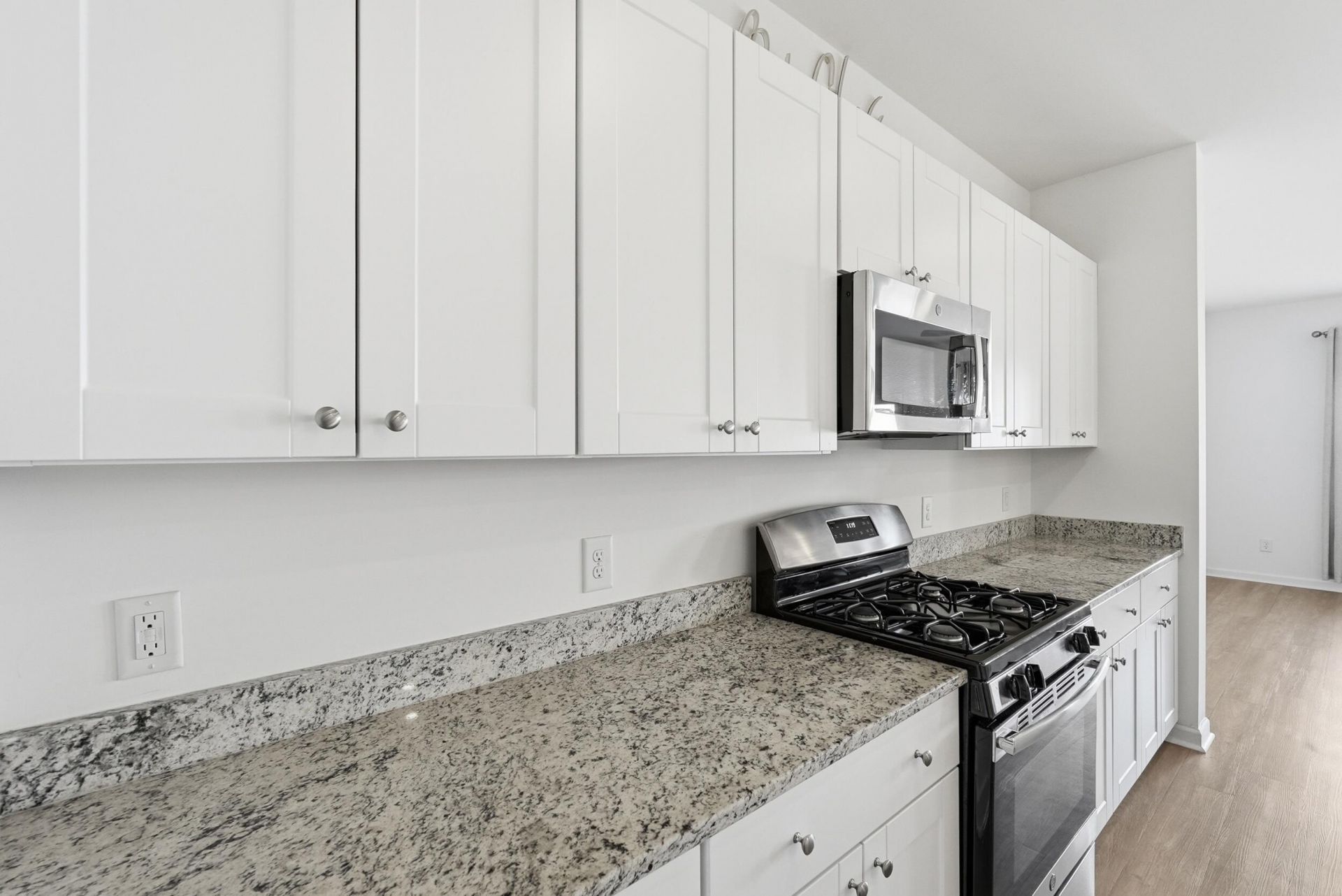 4005 E Associate Drive Photo 5
