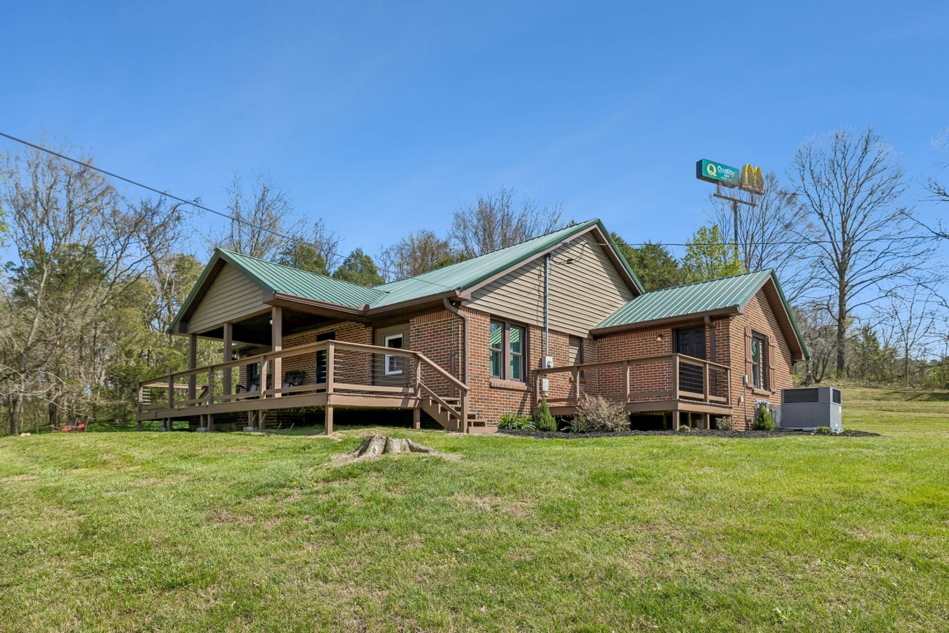 126 Rogers Rd, Gordonsville, TN 38563 Main Photo