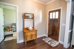 5 Lucerne Drive photo 4