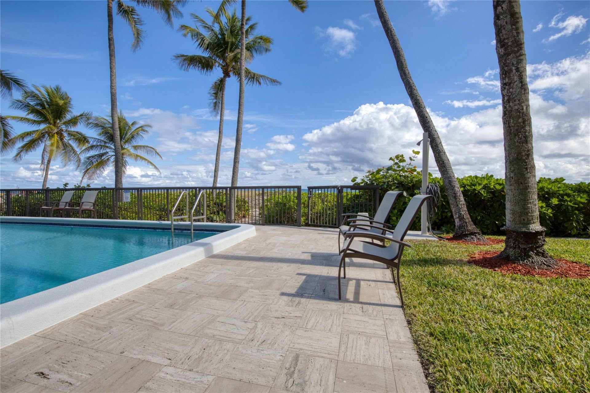 520 N Ocean Boulevard, Unit 13, Pompano Beach, FL 33062 Photo