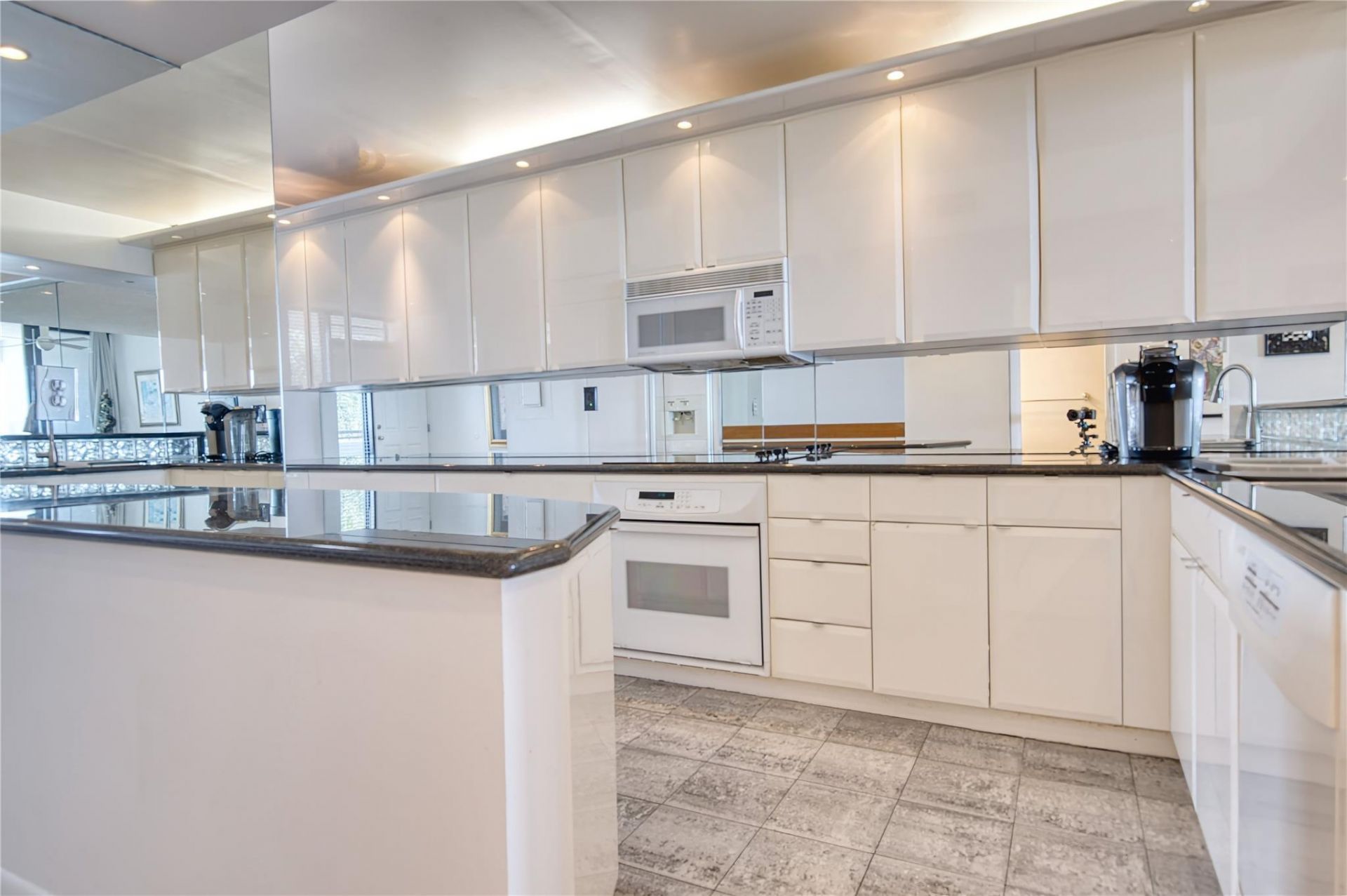 520 N Ocean Boulevard, Unit 13, Pompano Beach, FL 33062 Photo