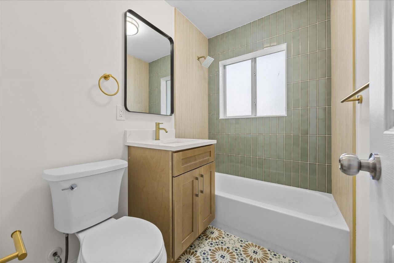 800 SE 13th Court, Deerfield Beach, FL 33441 Photo